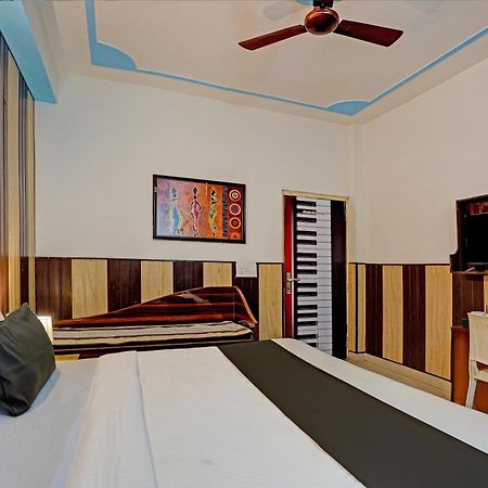 Hotel O Greno House Near Pvr Ansal Plaza Greater Noida Buitenkant foto