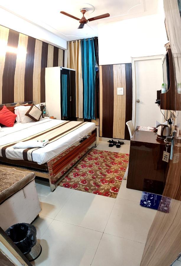 Hotel O Greno House Near Pvr Ansal Plaza Greater Noida Buitenkant foto